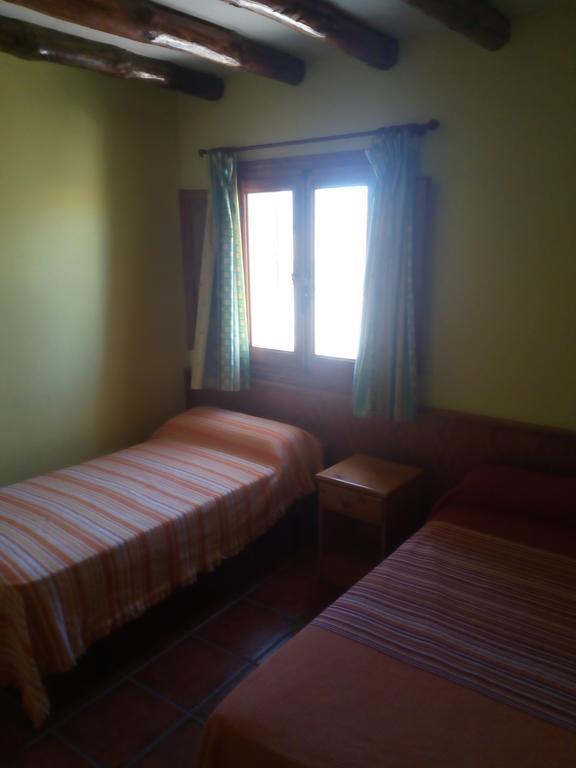 El Egio Guest House Cervera de Buitrago Екстериор снимка