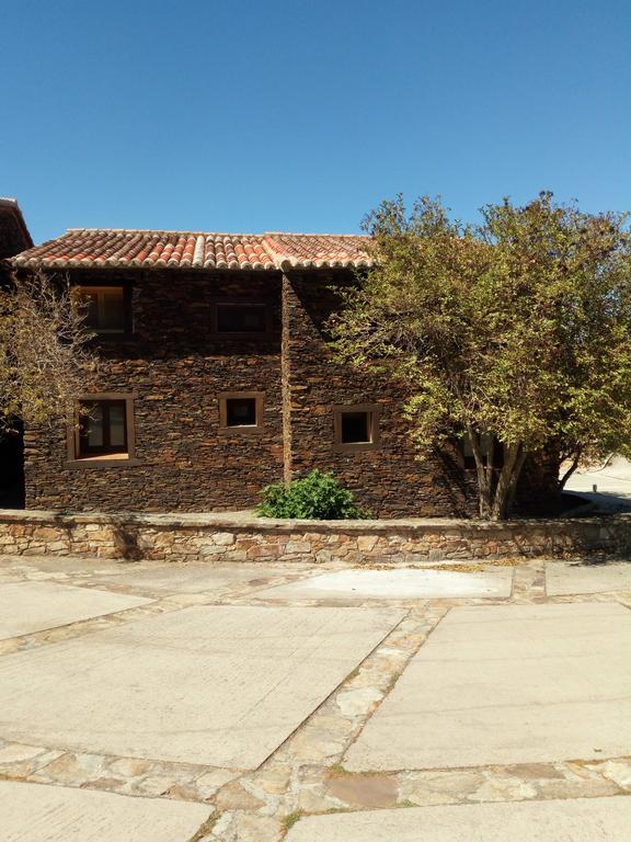 El Egio Guest House Cervera de Buitrago Екстериор снимка