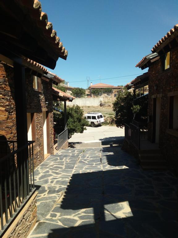 El Egio Guest House Cervera de Buitrago Екстериор снимка
