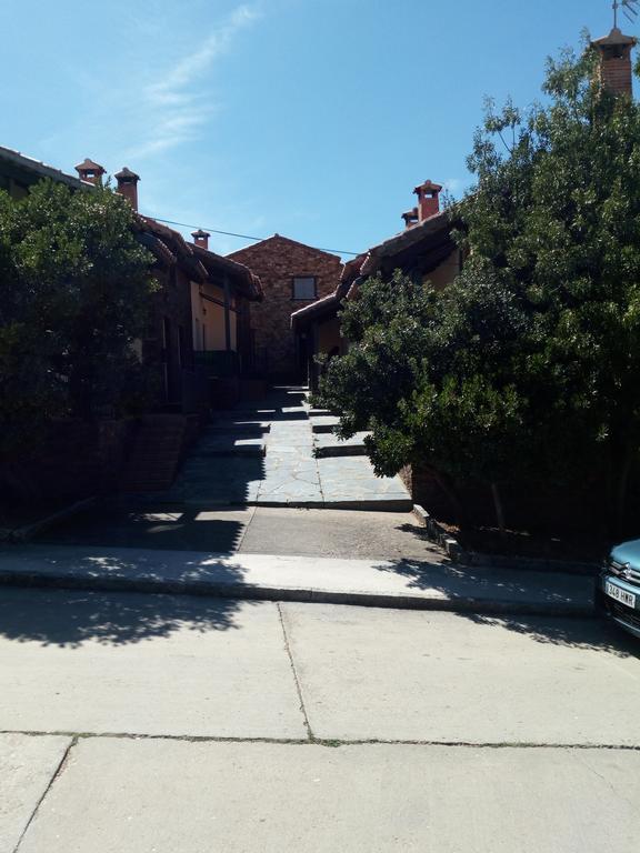 El Egio Guest House Cervera de Buitrago Екстериор снимка