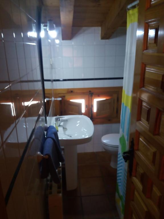 El Egio Guest House Cervera de Buitrago Екстериор снимка