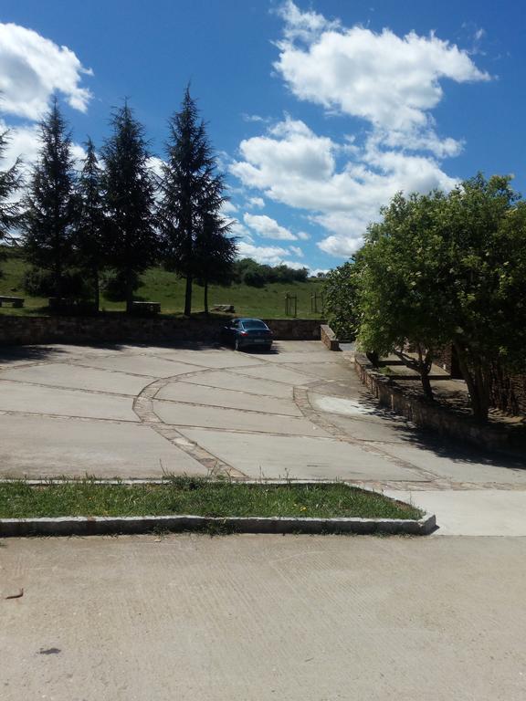 El Egio Guest House Cervera de Buitrago Екстериор снимка