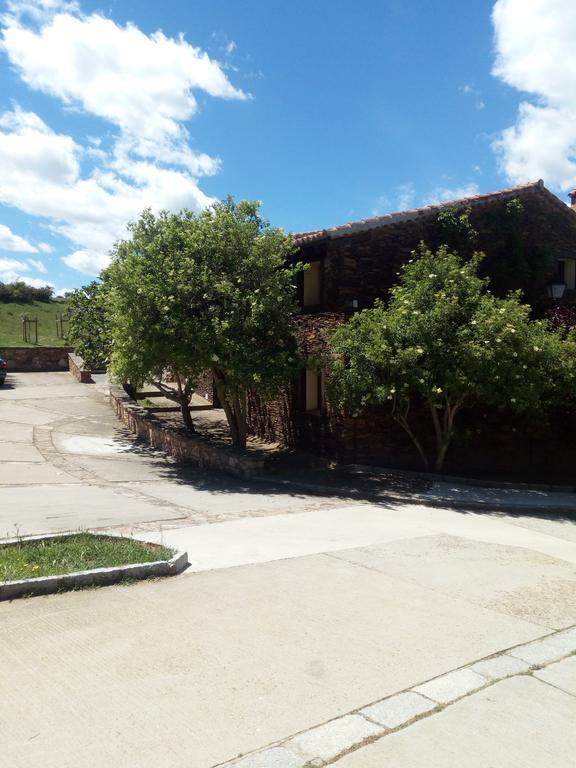 El Egio Guest House Cervera de Buitrago Екстериор снимка